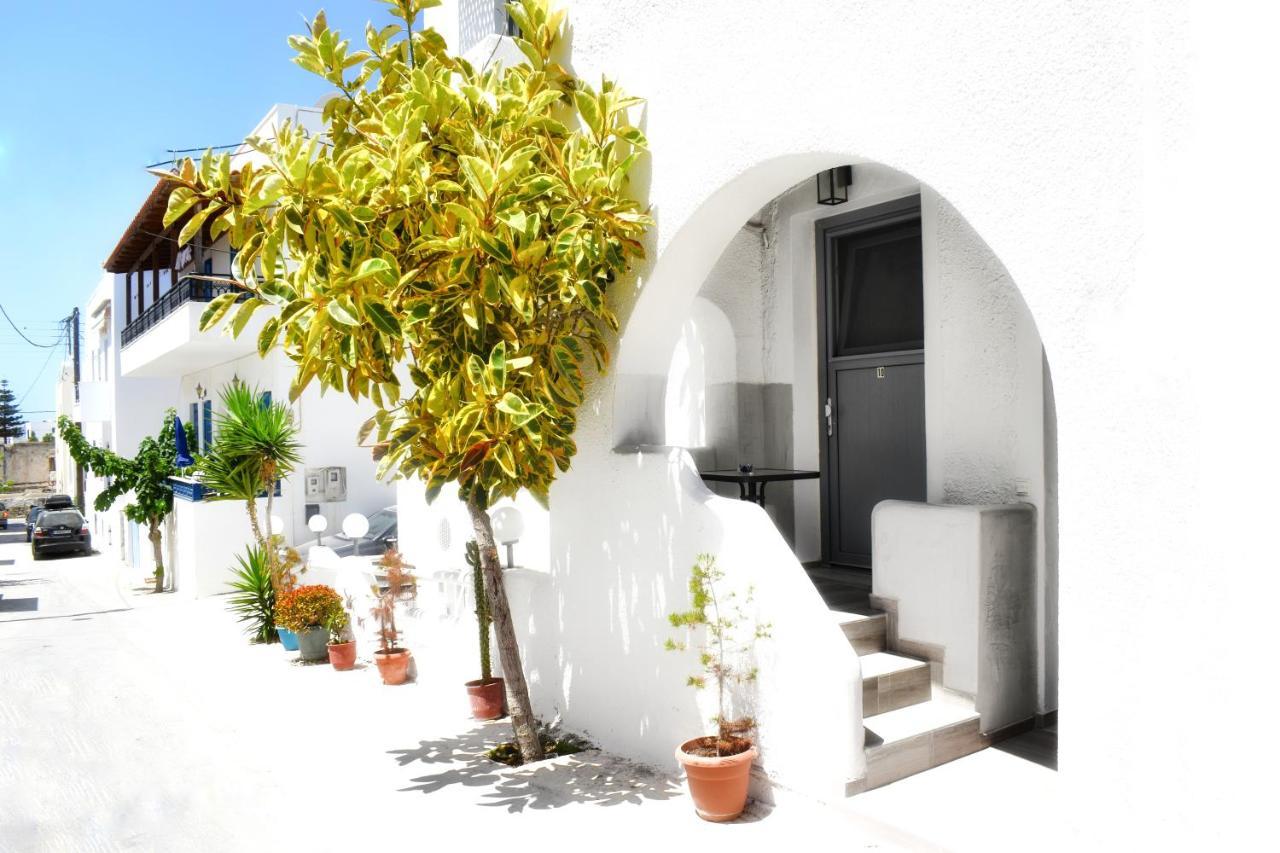 Naxos Enjoy Apartments Naxos City Exteriör bild