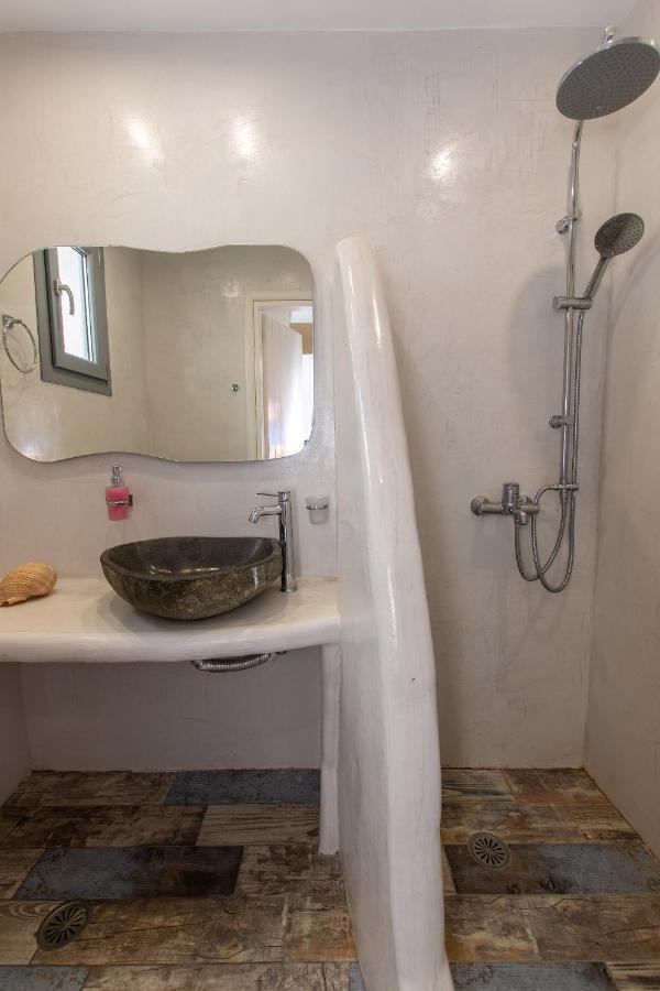 Naxos Enjoy Apartments Naxos City Exteriör bild